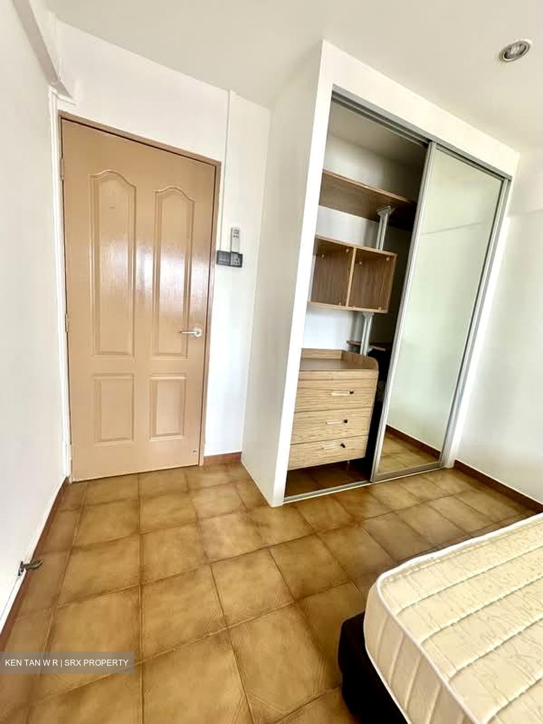 Blk 260 Tampines Street 21 (Tampines), HDB 5 Rooms #604880091
